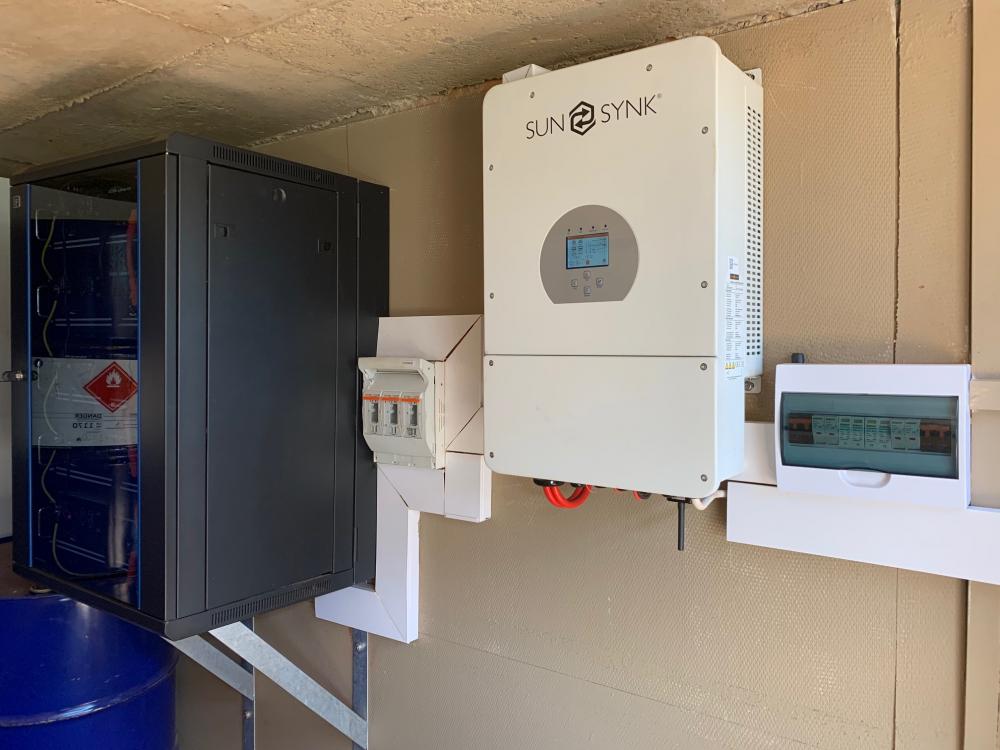 Sunsynk 8kW 1 Phase Hybrid Inverter - City of Cape Town Approved